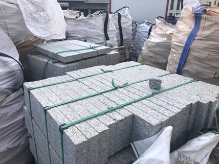 Obrzeża granitowe szare 6x20x80-120cm