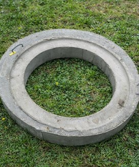 Pierścień betonowy  wyrównujący 8 cm