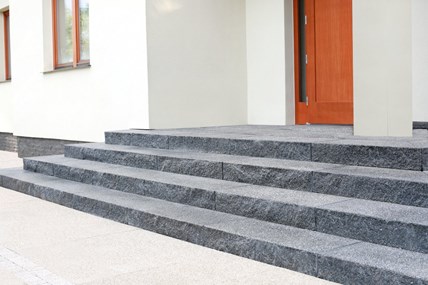 Jadar Stopień schodowy łupany/front  śrutowany