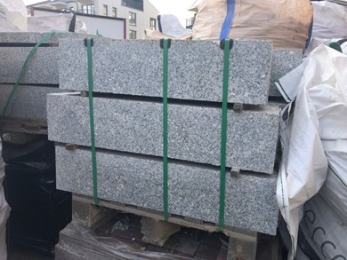 Obrzeża granitowe szare 6x20x80-120cm