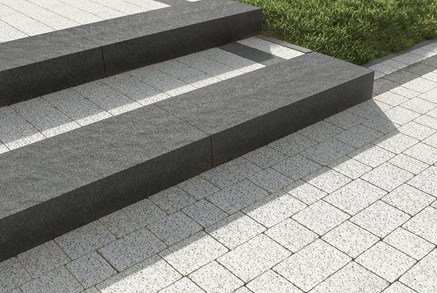 Stopnie schodowe Monoblock śrutowane