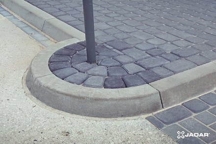 Jadar Krawężnik łukowy zewnętrzny